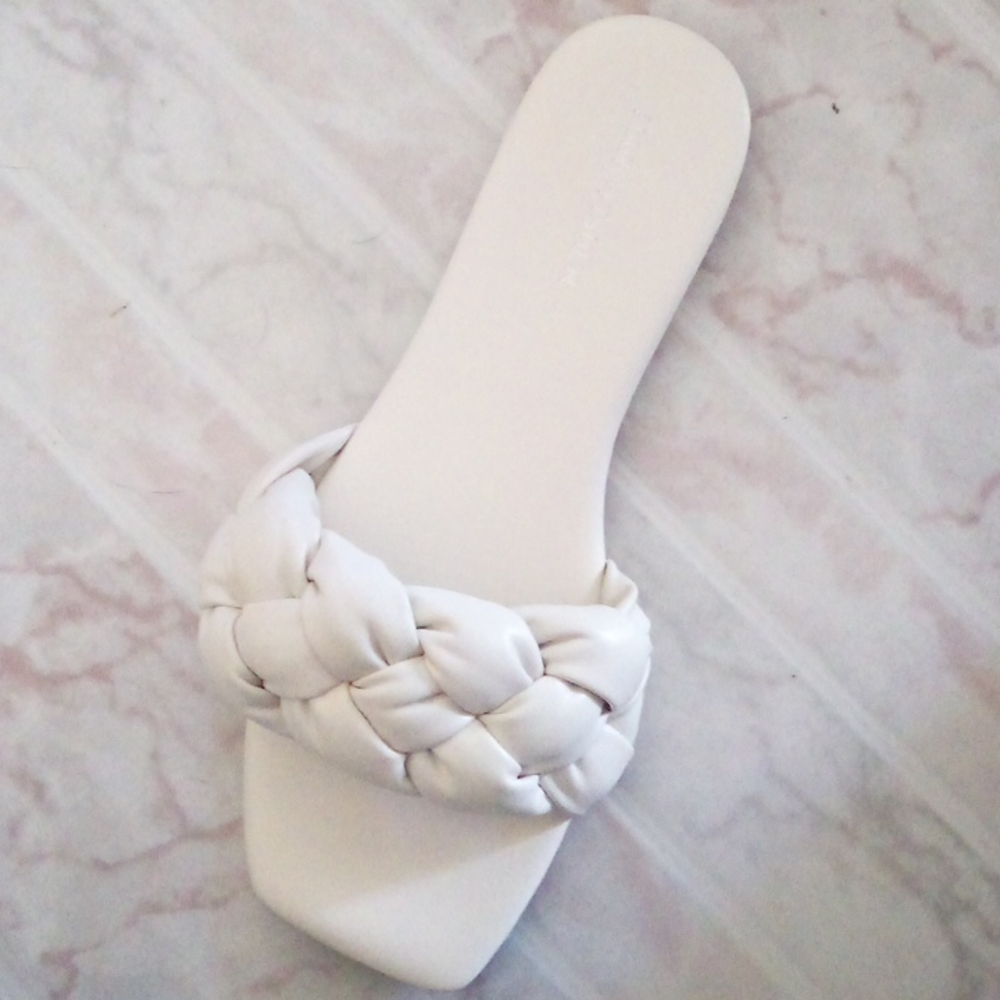 Marc Fisher Ladies Sandals